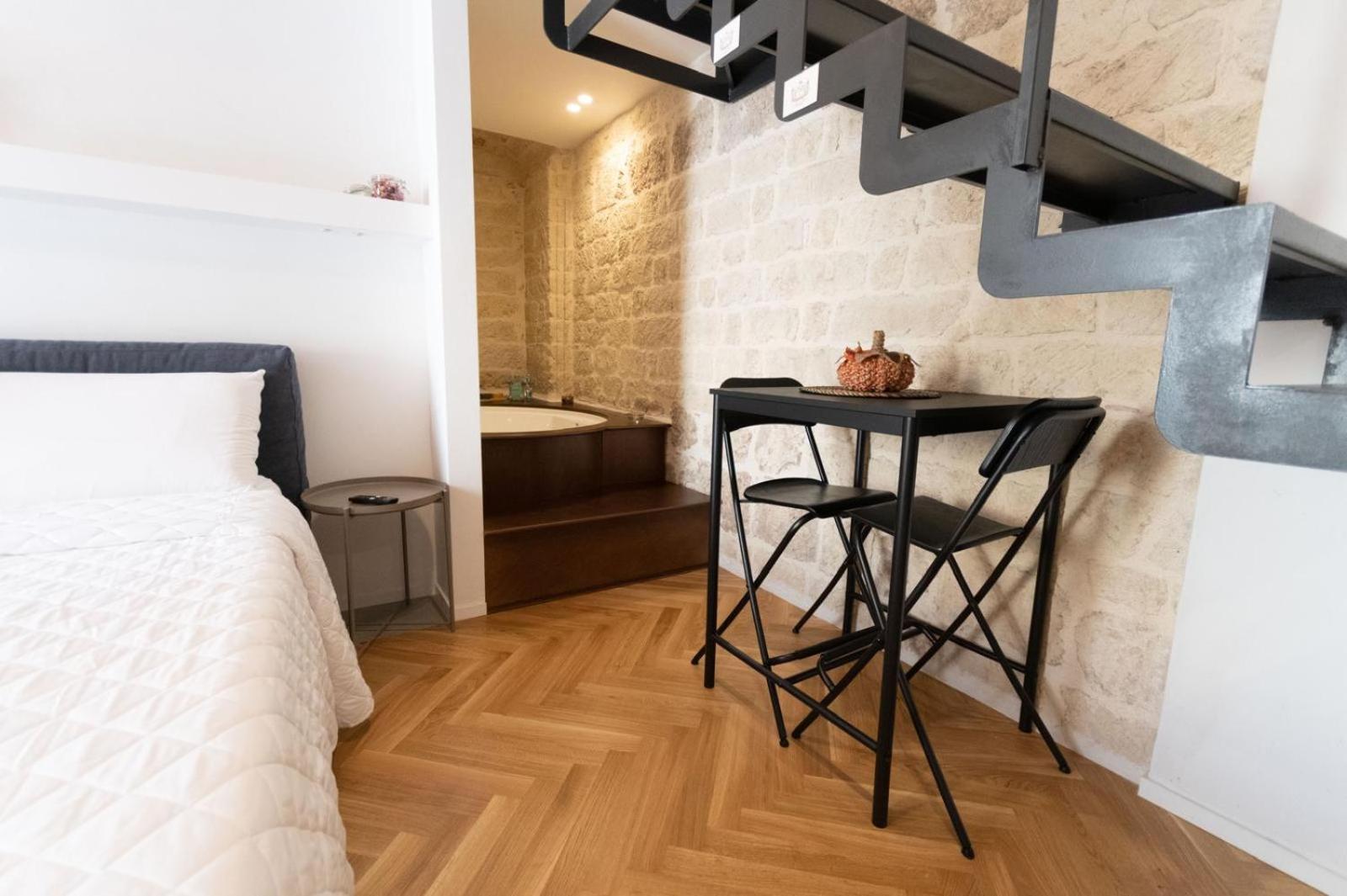Centro Storico Rooms & Suites Manfredonia Esterno foto