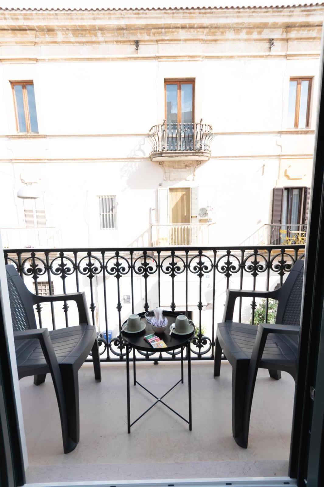 Centro Storico Rooms & Suites Manfredonia Esterno foto