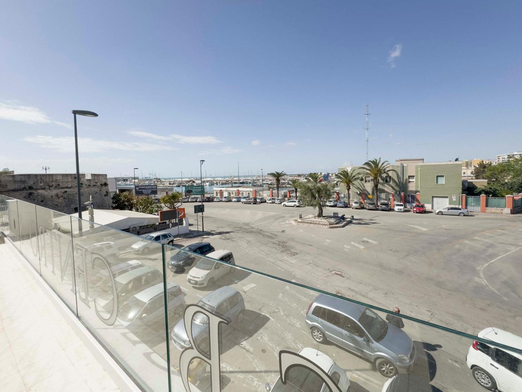 Centro Storico Rooms & Suites Manfredonia Esterno foto