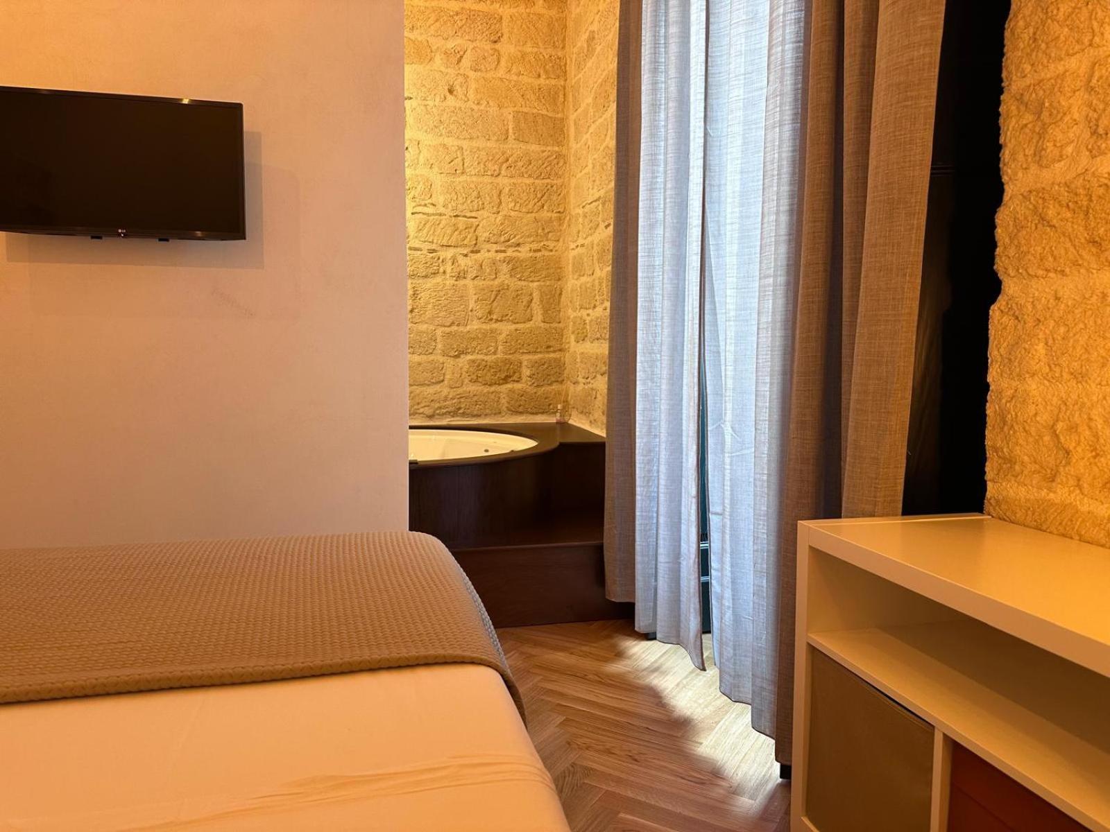 Centro Storico Rooms & Suites Manfredonia Esterno foto